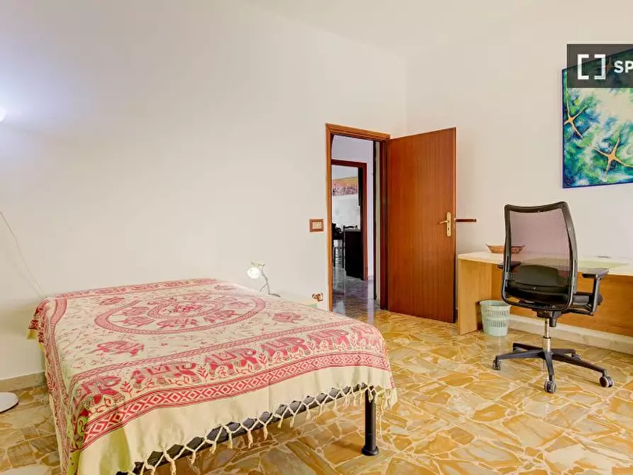Immagine 2 di Camera condivisa in affitto  in Via Giovanni Costetti a Firenze