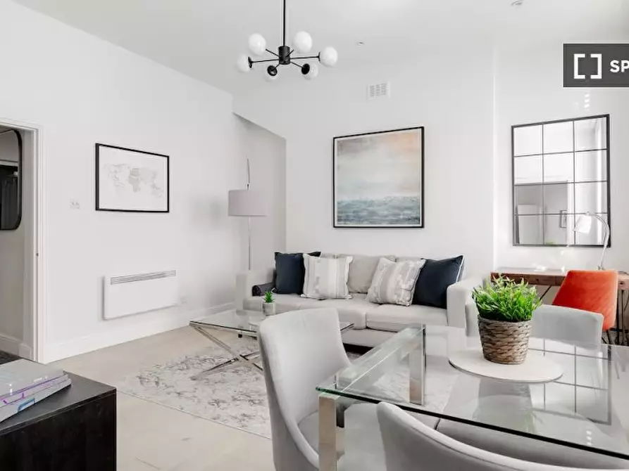 Immagine 9 di Appartamento in affitto  in -41 Nottingham Pl a Paddington