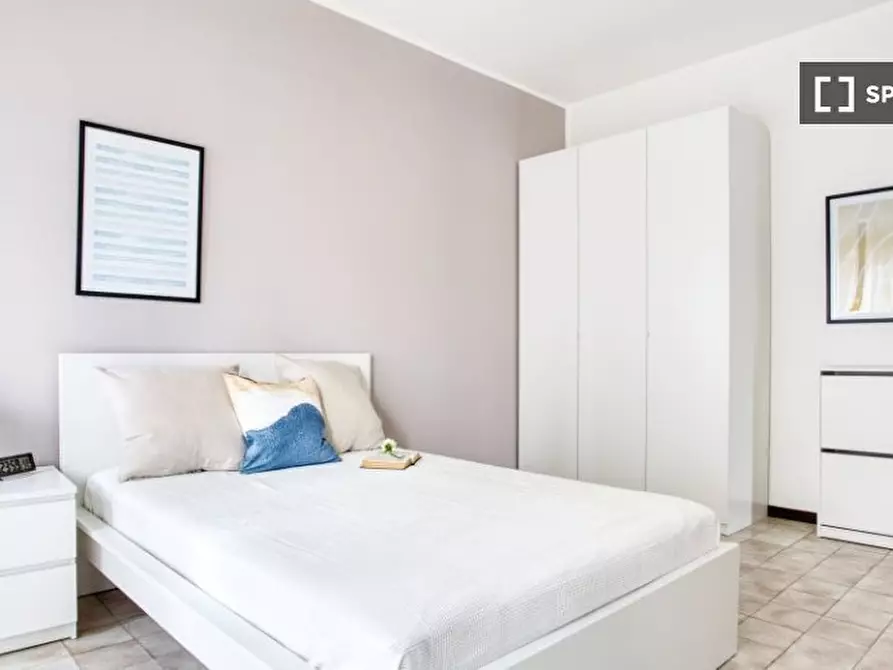 Immagine 4 di Camera condivisa in affitto  in Via Ronchi a Milano