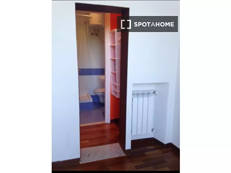 Immagine 10 di Ufficio in affitto  in Salita Santa Maria della Sanità a Genova