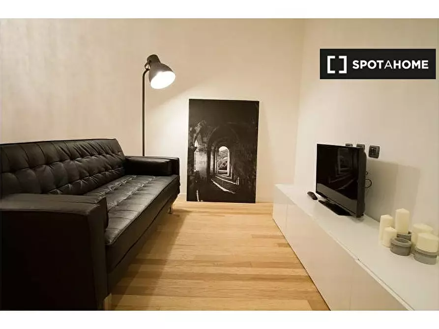 Immagine 12 di Appartamento in affitto  in Via Olmetto a Milano