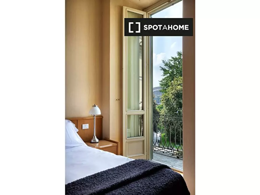 Immagine 8 di Appartamento in affitto  in Piazza Carlo Felice a Torino