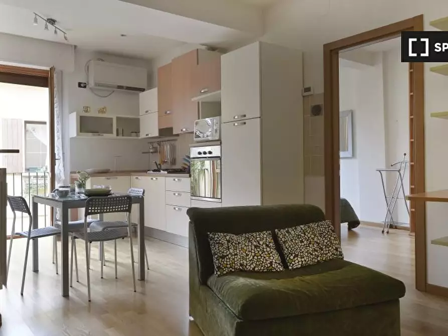 Immagine 3 di Appartamento in affitto  in Via Sant'Apollonia a Bologna