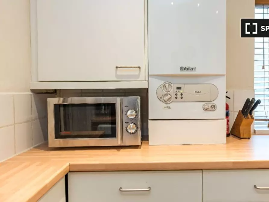 Immagine 14 di Appartamento in affitto  in (first floor flat) Westville Road a Hammersmith
