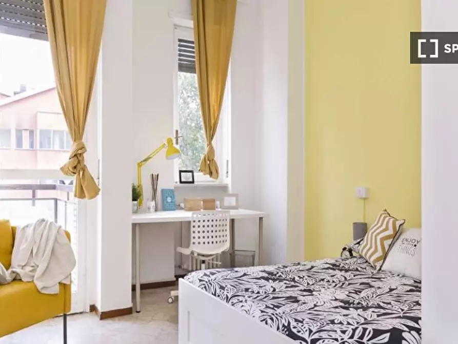 Immagine 1 di Camera condivisa in affitto  in Via Dei Mandorli Milan a Buccinasco