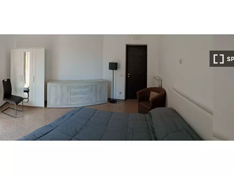 Immagine 15 di Camera condivisa in affitto  in Via di S. Castulo a Roma