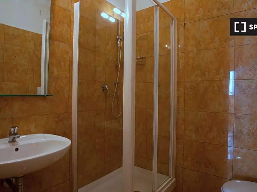 Immagine 6 di Appartamento in affitto  in Piazza Luigi di Savoia a Milano