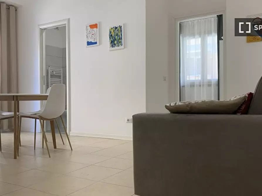 Immagine 2 di Appartamento in affitto  in Via Gualtiero Serafino a Roma