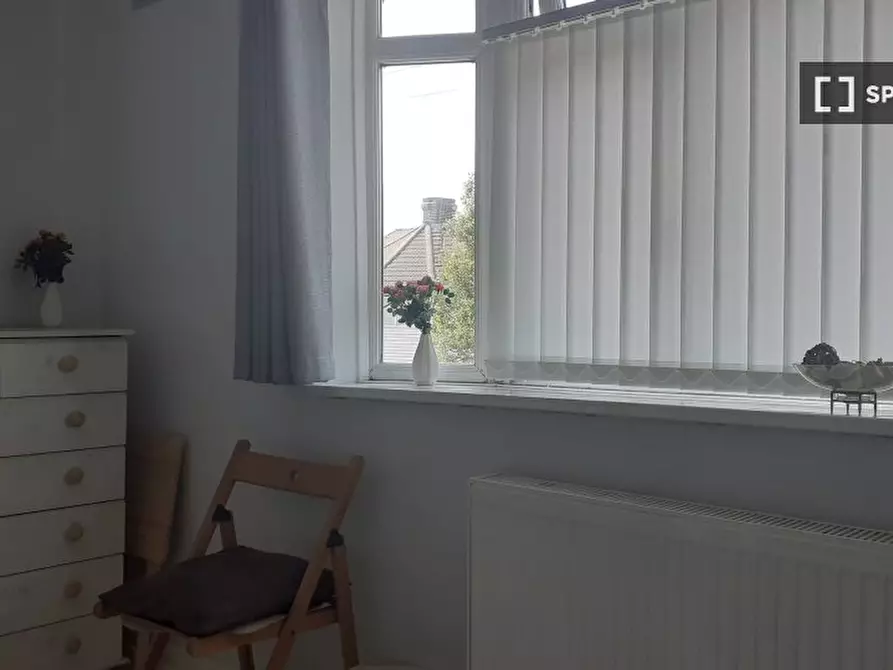 Immagine 2 di Camera condivisa in affitto  in Rochford Way a Croydon