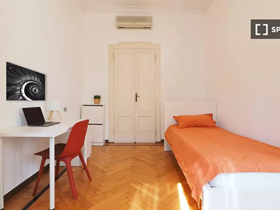 Immagine 2 di Camera condivisa in affitto  in Giulio Corrado Venini a Milano