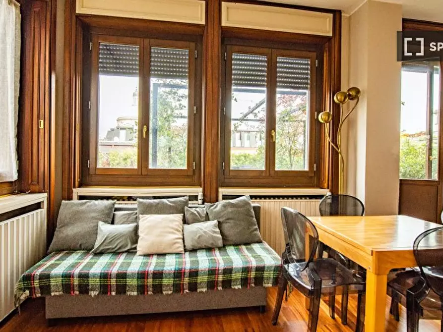 Immagine 8 di Appartamento in affitto  in Via dei Piatti a Milano