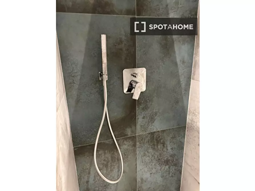 Immagine 19 di Appartamento in affitto  in Via dell'Agnolo a Firenze