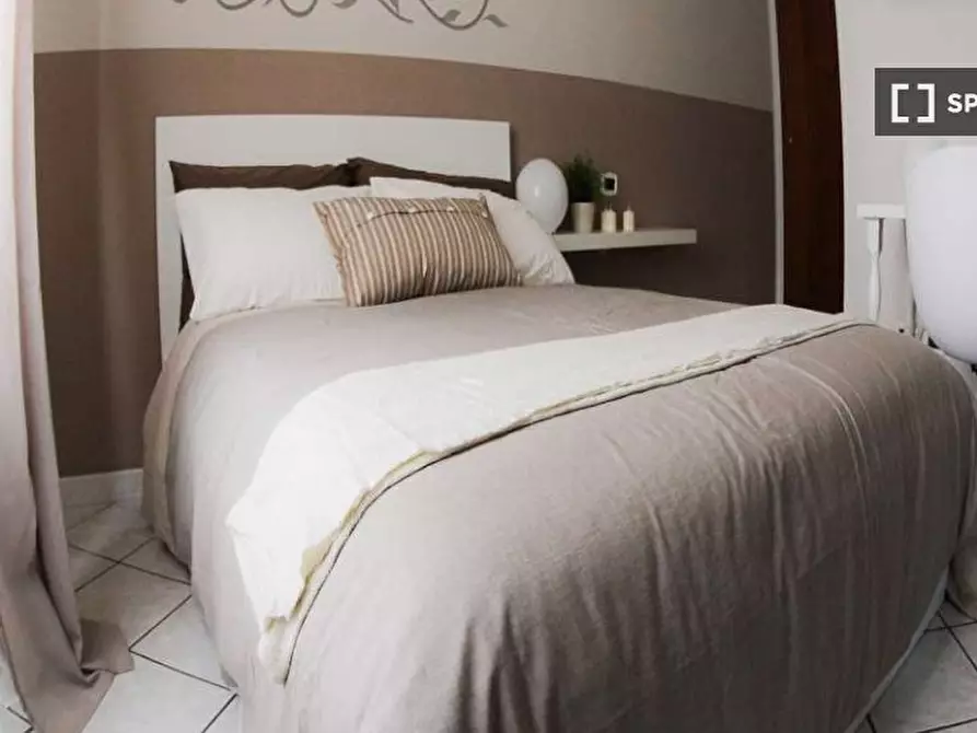 Immagine 5 di Camera condivisa in affitto  in Viale Sarca a Milano