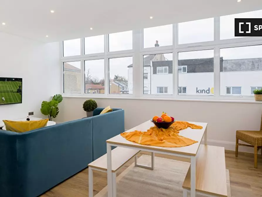 Immagine 16 di Appartamento in affitto  in -661 High Rd a Walthamstow