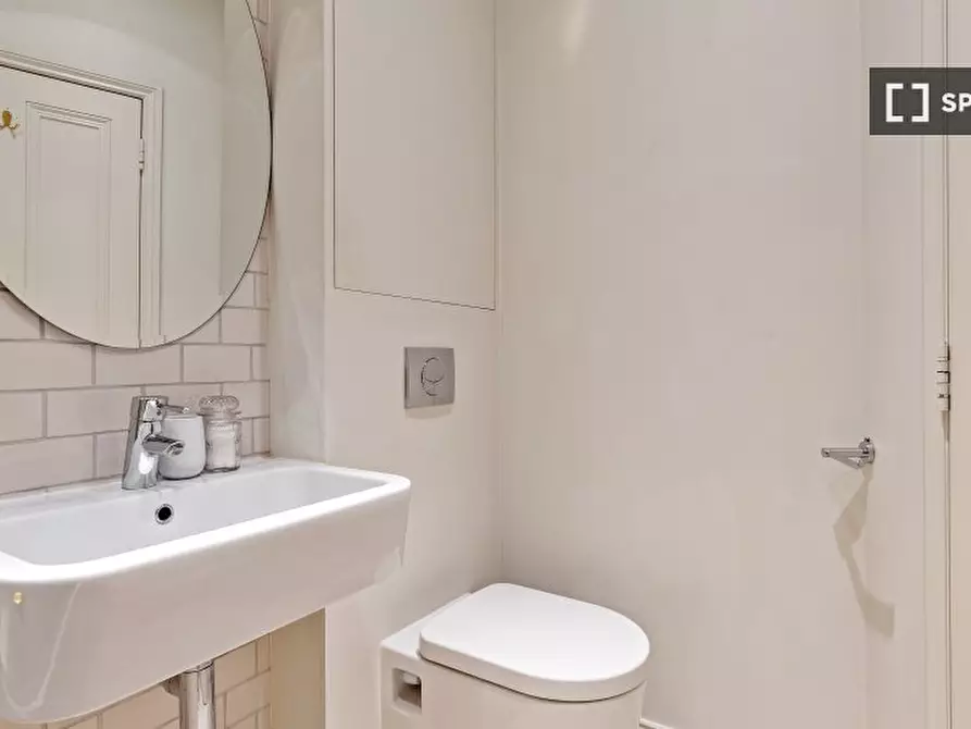 Immagine 17 di Appartamento in affitto  in Gayville Rd SW a Wandsworth