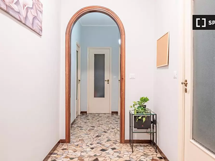 Immagine 14 di Camera condivisa in affitto  in Via Angera a Milano