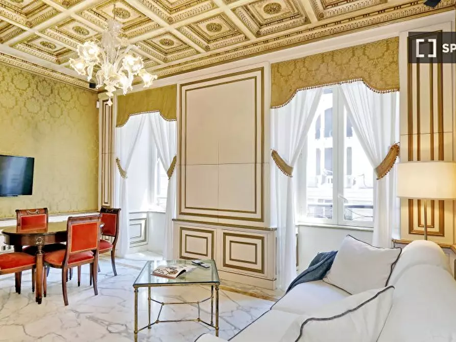 Immagine 1 di Appartamento in affitto  in Via del Tritone a Roma