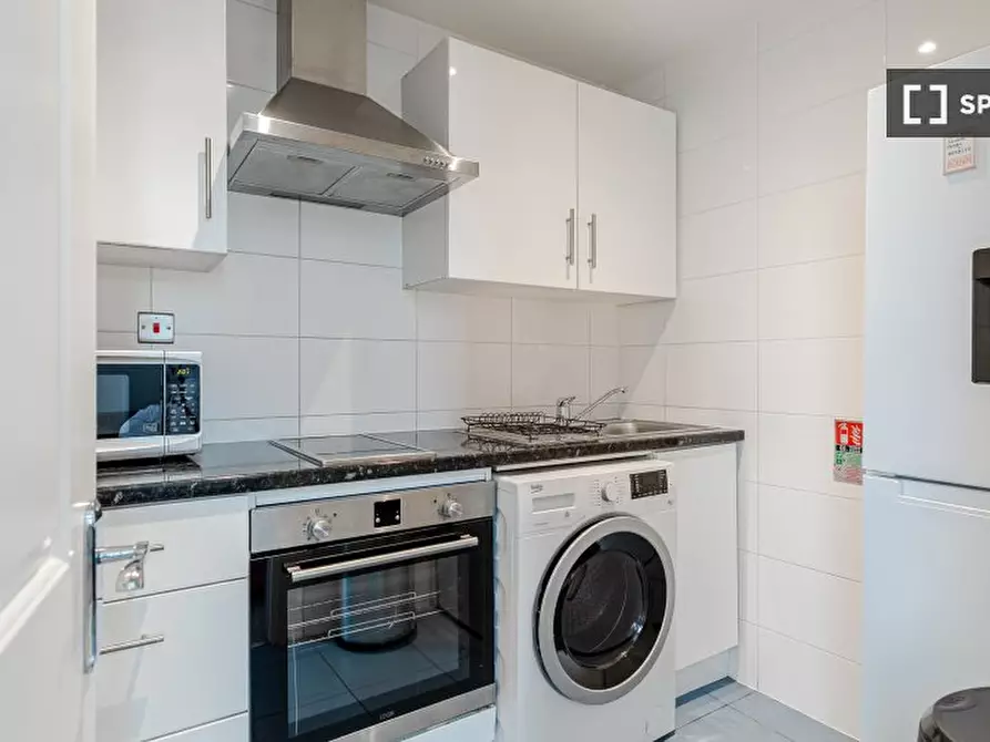 Immagine 1 di Appartamento in affitto  in Apartment a Kensington