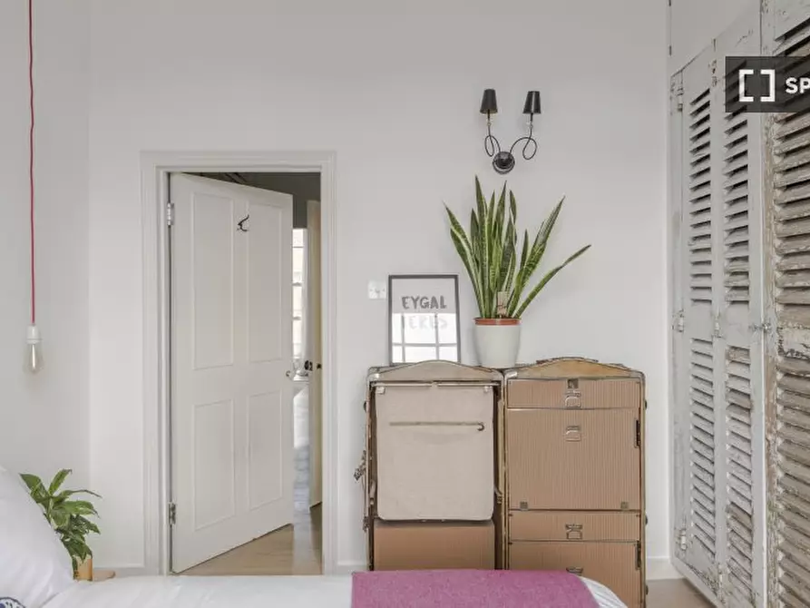 Immagine 8 di Appartamento in affitto  in flat a Kensington