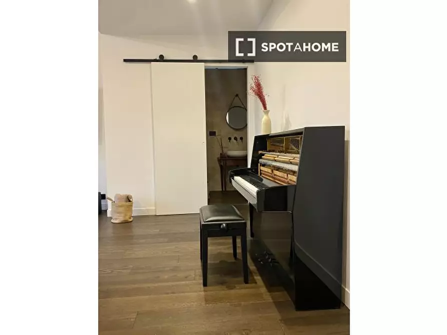 Immagine 7 di Appartamento in affitto  in Salita del Poggio Laurentino a Roma