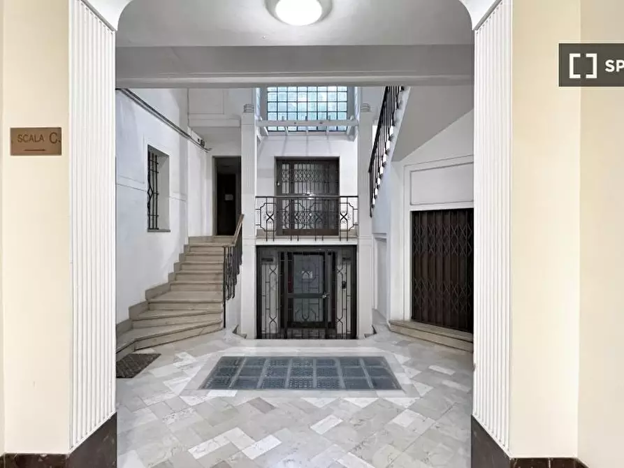 Immagine 13 di Ufficio in affitto  in Via Montebello a Bologna