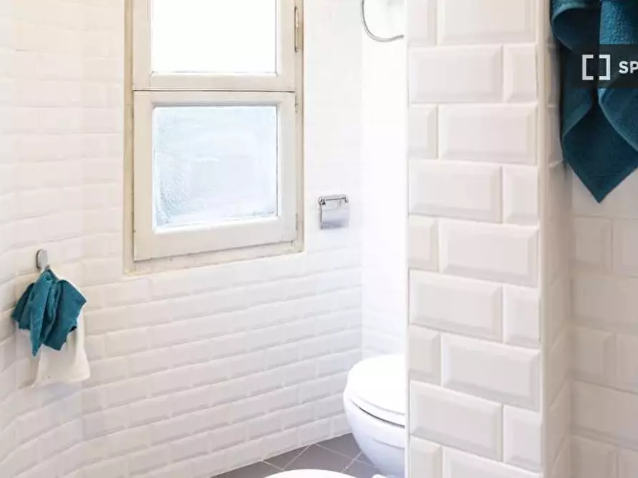 Immagine 12 di Camera condivisa in affitto  in Via Paolo Bassi a Milano