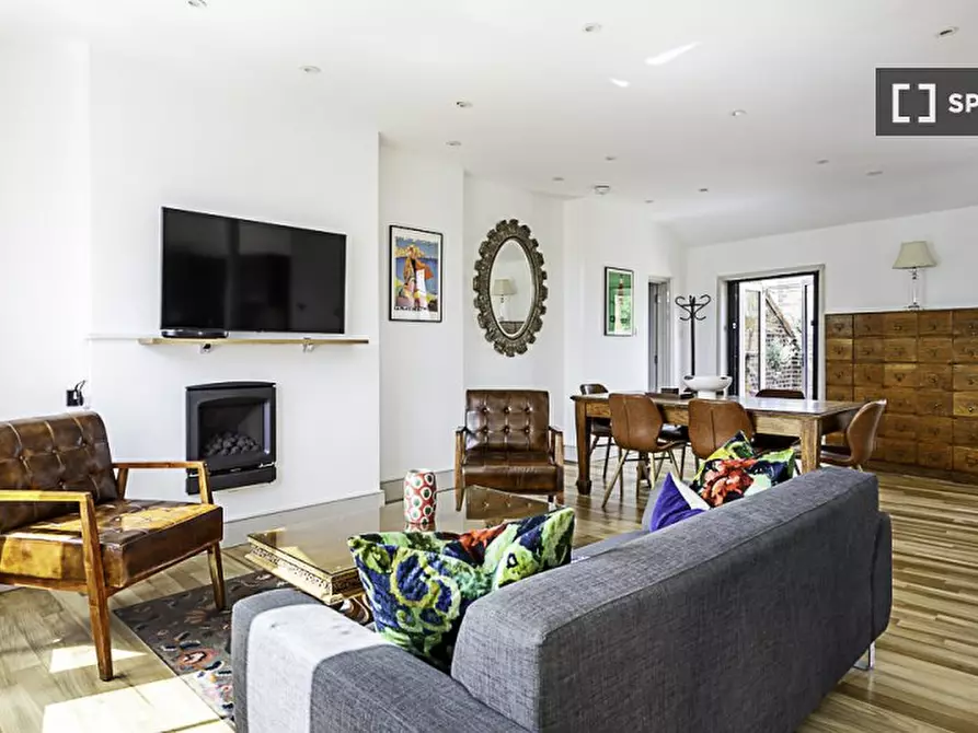 Immagine 2 di Appartamento in affitto  in Essex House a Islington