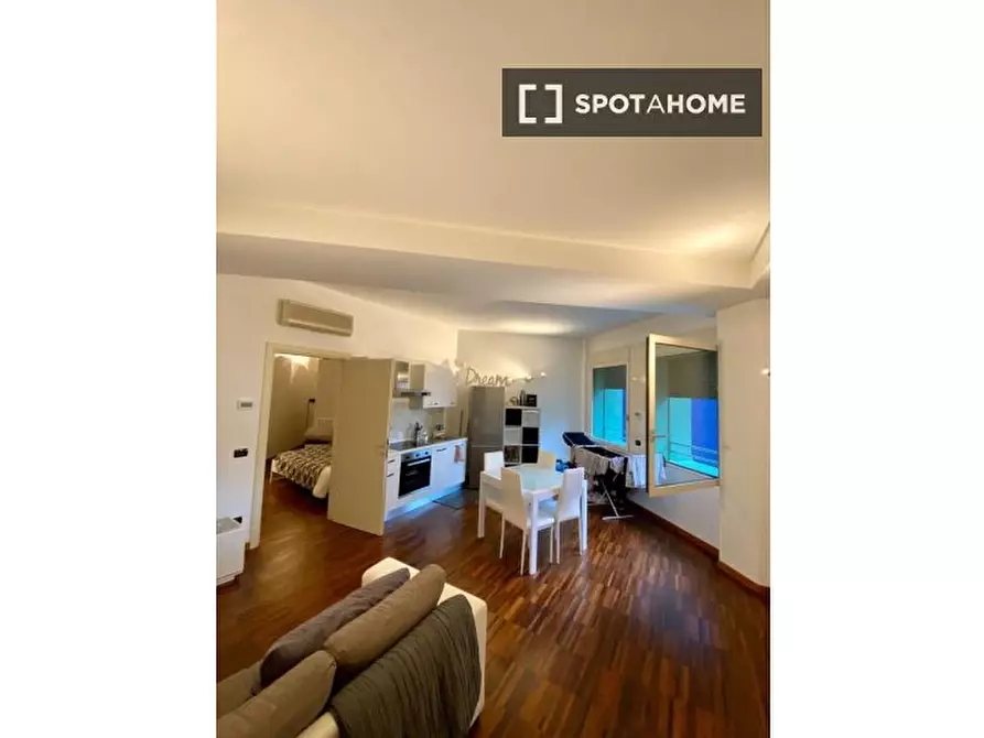 Immagine 2 di Appartamento in affitto  in Via Bernardino Verro a Milano