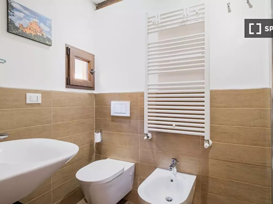 Immagine 6 di Ufficio in affitto  in Via Belvedere a Bologna