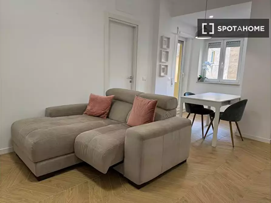 Immagine 8 di Appartamento in affitto  in Via di Casal Bruciato a Roma