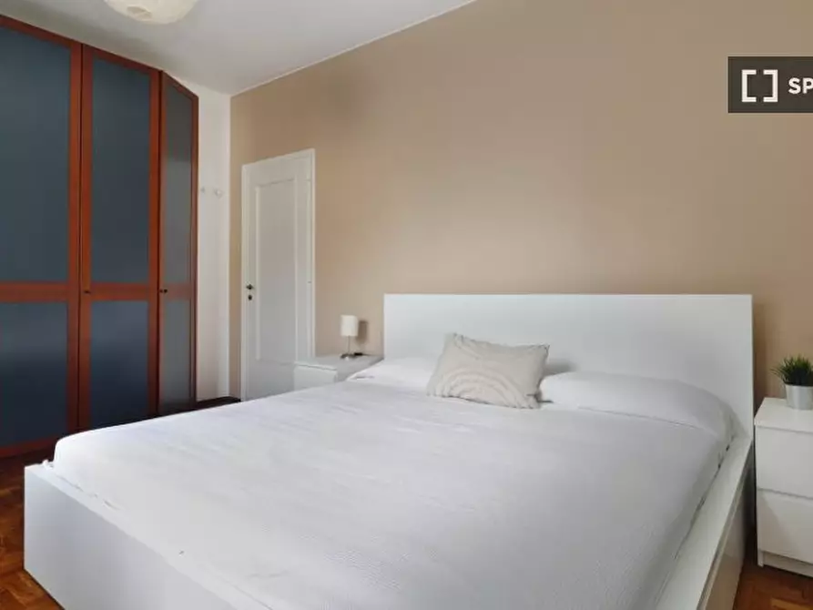 Immagine 3 di Camera condivisa in affitto  in Via Maniago a Milano