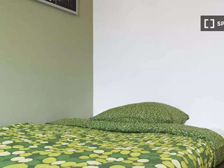 Immagine 1 di Camera condivisa in affitto  in Via Salvatore Barzilai a Milano