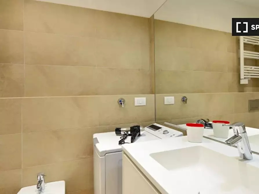 Immagine 10 di Appartamento in affitto  in Galleria del Toro a Bologna