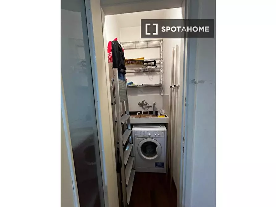 Immagine 3 di Camera condivisa in affitto  in Via Padre Reginaldo Giuliani a Milano