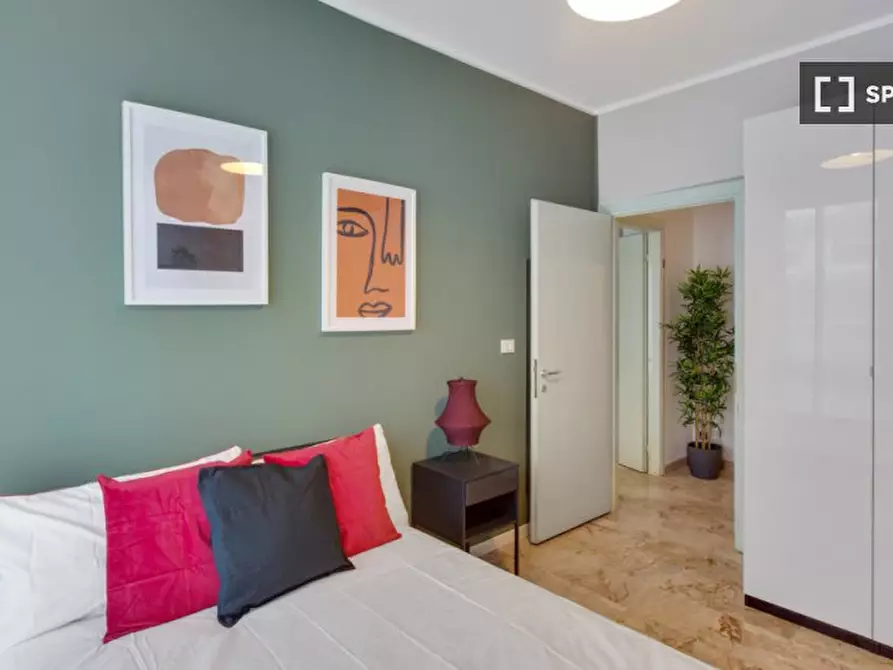 Immagine 3 di Camera condivisa in affitto  in Via Egadi a Milano