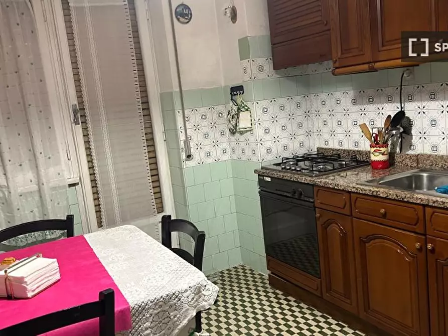 Immagine 4 di Camera condivisa in affitto  in Viale di Vigna Pia a Roma