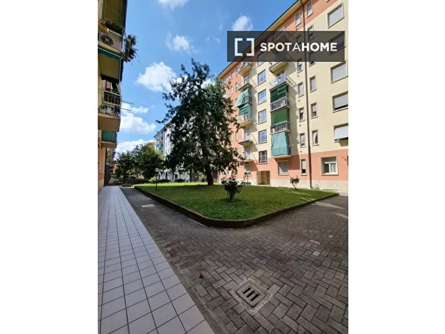Immagine 6 di Camera condivisa in affitto  in Via Guglielmo Koerner a Milano