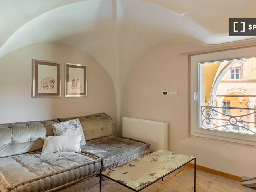 Immagine 1 di Appartamento in affitto  in Via Santo Stefano a Bologna