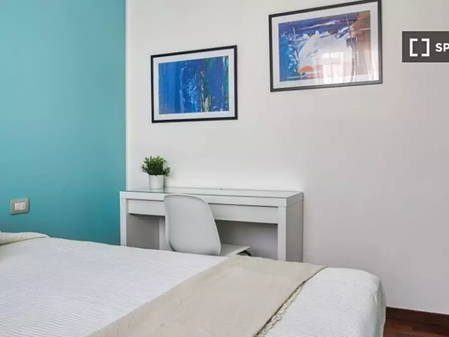 Immagine 19 di Camera condivisa in affitto  in Viale Carlo Espinasse a Milano