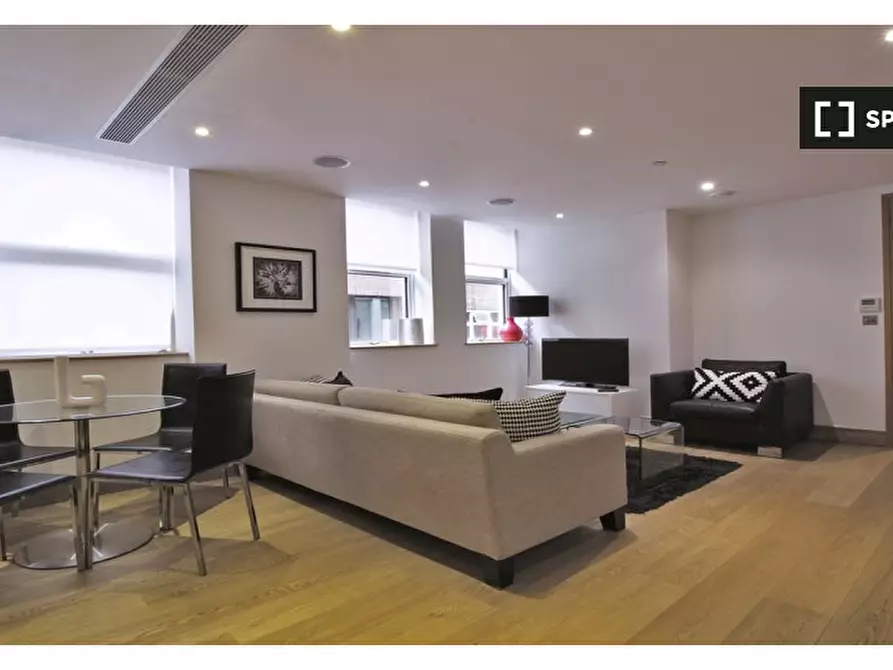 Immagine 2 di Appartamento in affitto  in Apartment a 