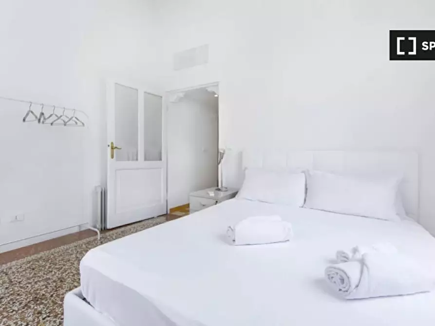 Immagine 18 di Appartamento in affitto  in Via Cesare Battisti a Bologna