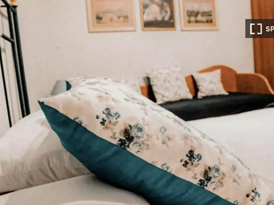 Immagine 14 di Camera condivisa in affitto  in Via Salvator Rosa a Napoli