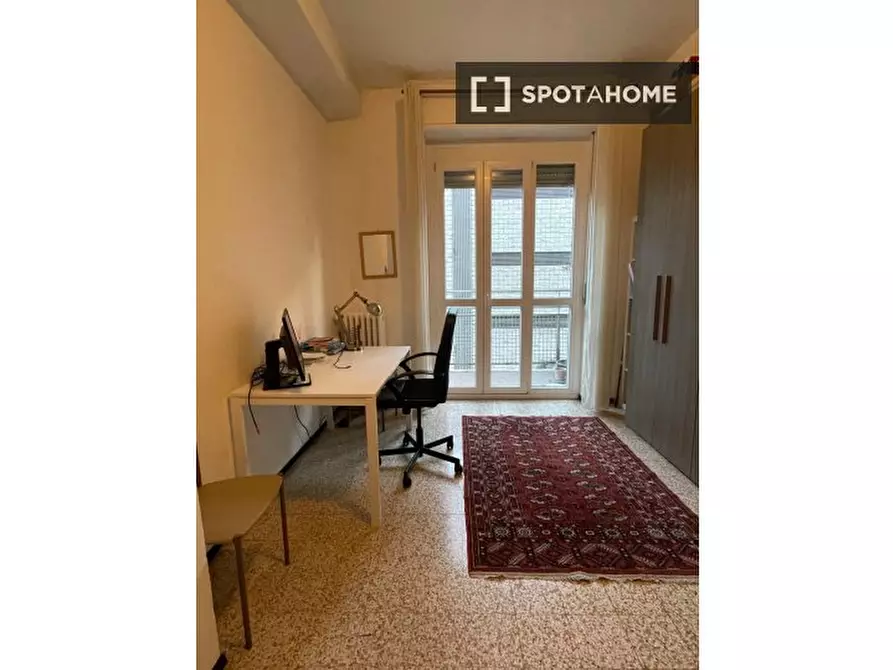 Immagine 3 di Camera condivisa in affitto  in Via Privata Andrea Pellizzone a Milano