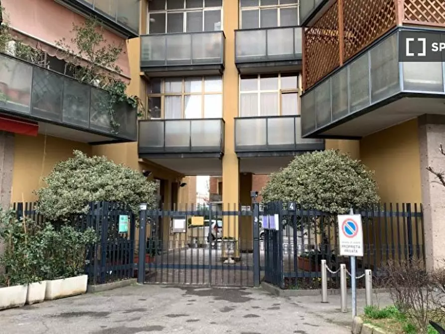 Immagine 17 di Camera condivisa in affitto  in Piazzale Martesana a Milano