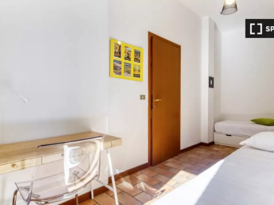 Immagine 12 di Appartamento in affitto  in Via Castiglione a Bologna