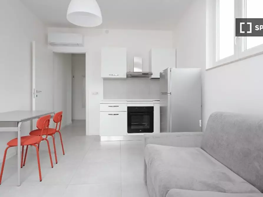 Immagine 3 di Ufficio in affitto  in Via Giovanni Battista Cassinis a Milano