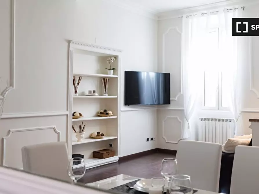 Immagine 11 di Appartamento in affitto  in Via del Gambero a Roma