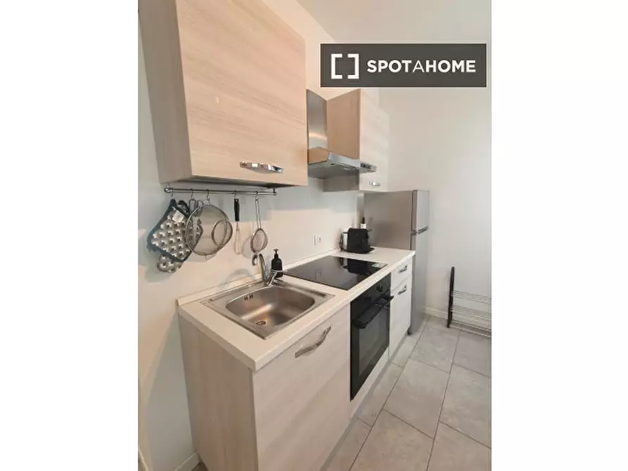 Immagine 10 di Appartamento in affitto  in Via Marco D'Agrate a Milano