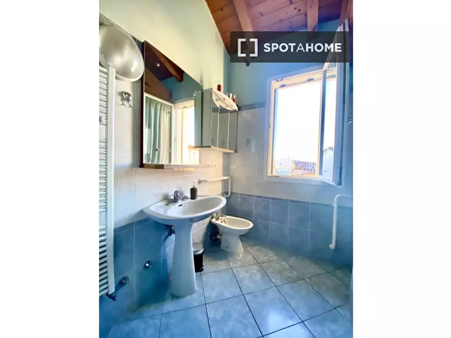 Immagine 10 di Camera condivisa in affitto  in Via Chioggia a Padova