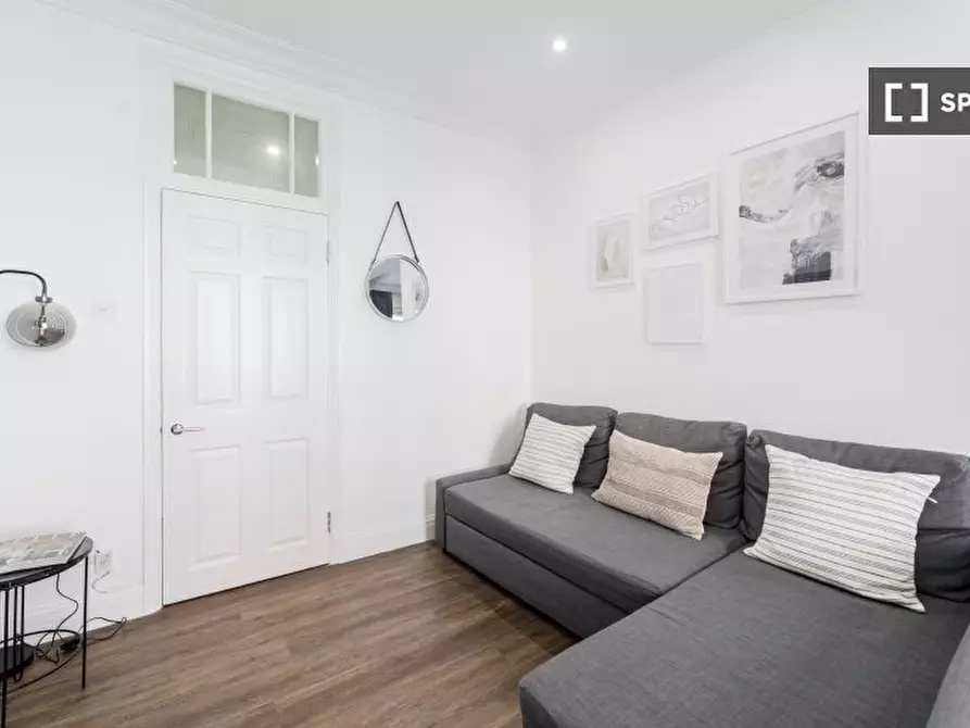 Immagine 4 di Appartamento in affitto  in 24-25 Nassau St, Fitzrovia, London W1W 7AQ, UK a Paddington